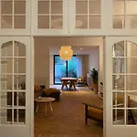 Completely Renovated Apartment