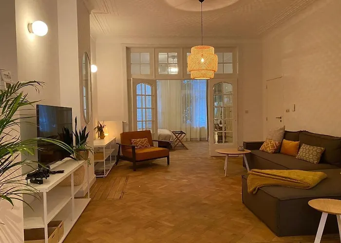 Completely Renovated Apartment